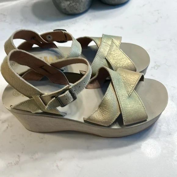 COPY - Kork-ease platform-39 - Picture 2 of 5